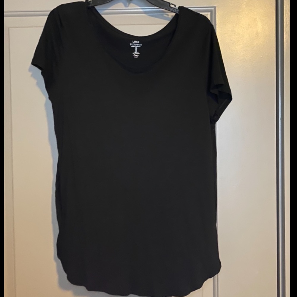 Gap shirt